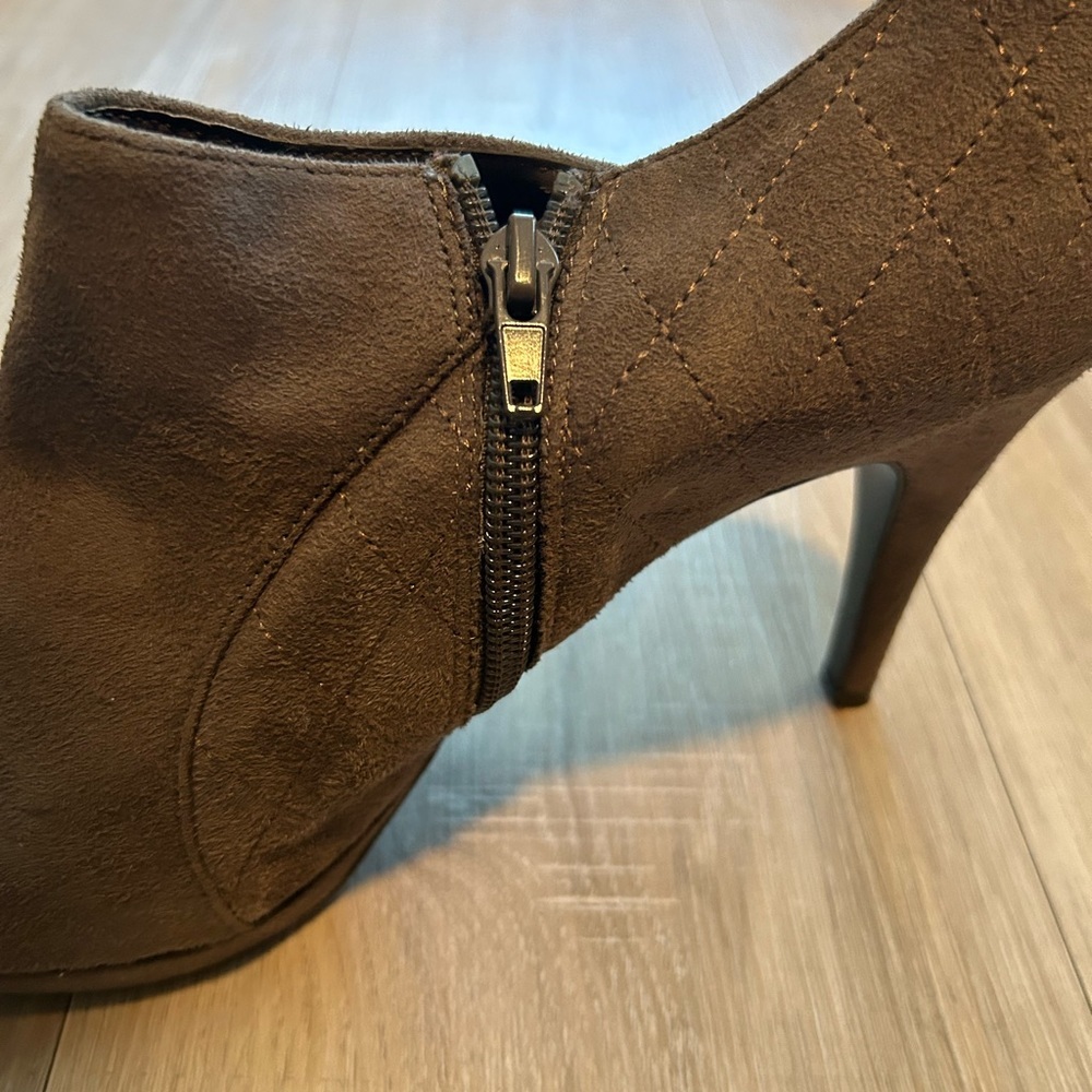 Women’s Dark gray suede ankle Pumps size 10 - Picture 7 of 10